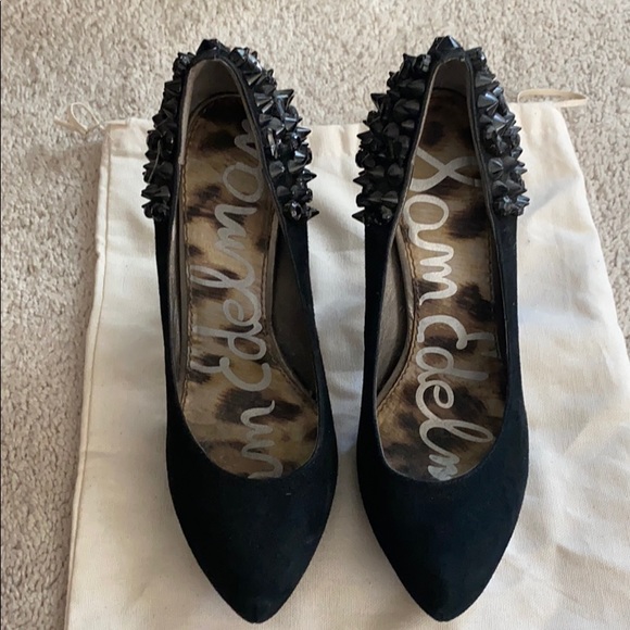 Sam Edelman studded heels - Picture 1 of 5